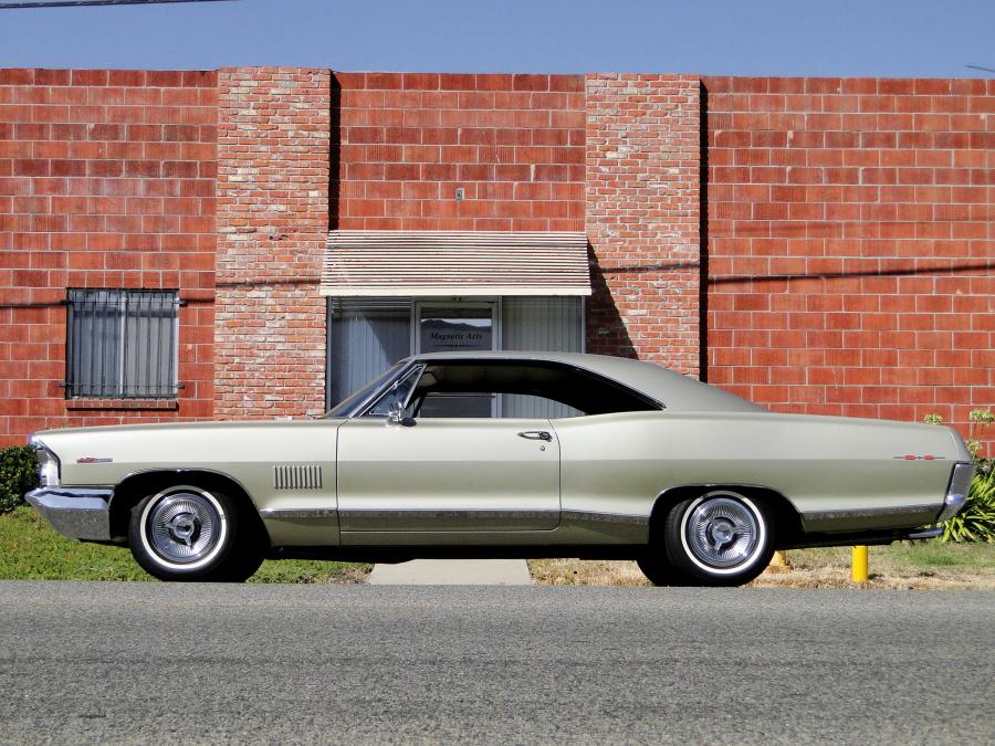  Pontiac Catalina 2+2 Hardtop Coupe (25237) 1965 года  (фото 4 из 14)